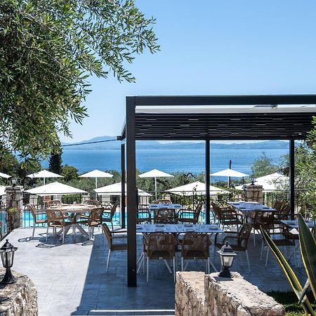 Crystal Blue Hotel, برباتي المظهر الخارجي الصورة